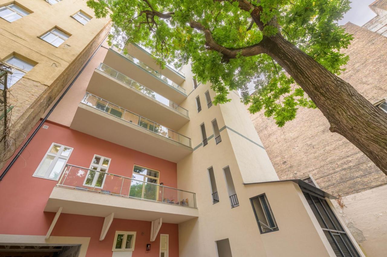 Millenium Spa Island Budapest Exterior foto